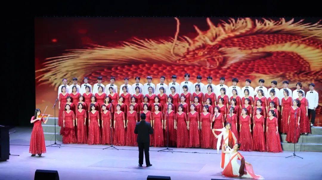 u盘在手机上怎么下载电视剧？游戏画面